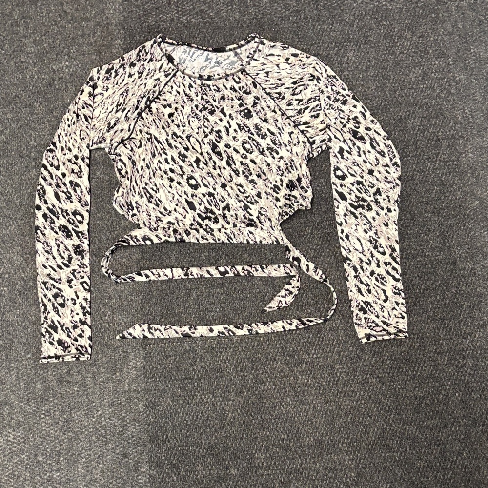 All in Motion Black and Cream Animal Print Long Sleeve Top